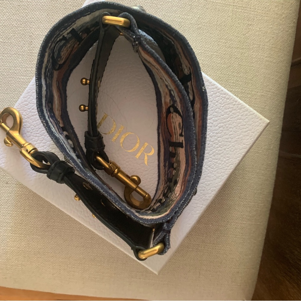 Dior saddle bag with strap - Picture 8 of 11